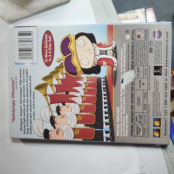 Family Guy Volume Eight DVD - Picture 2 of 2